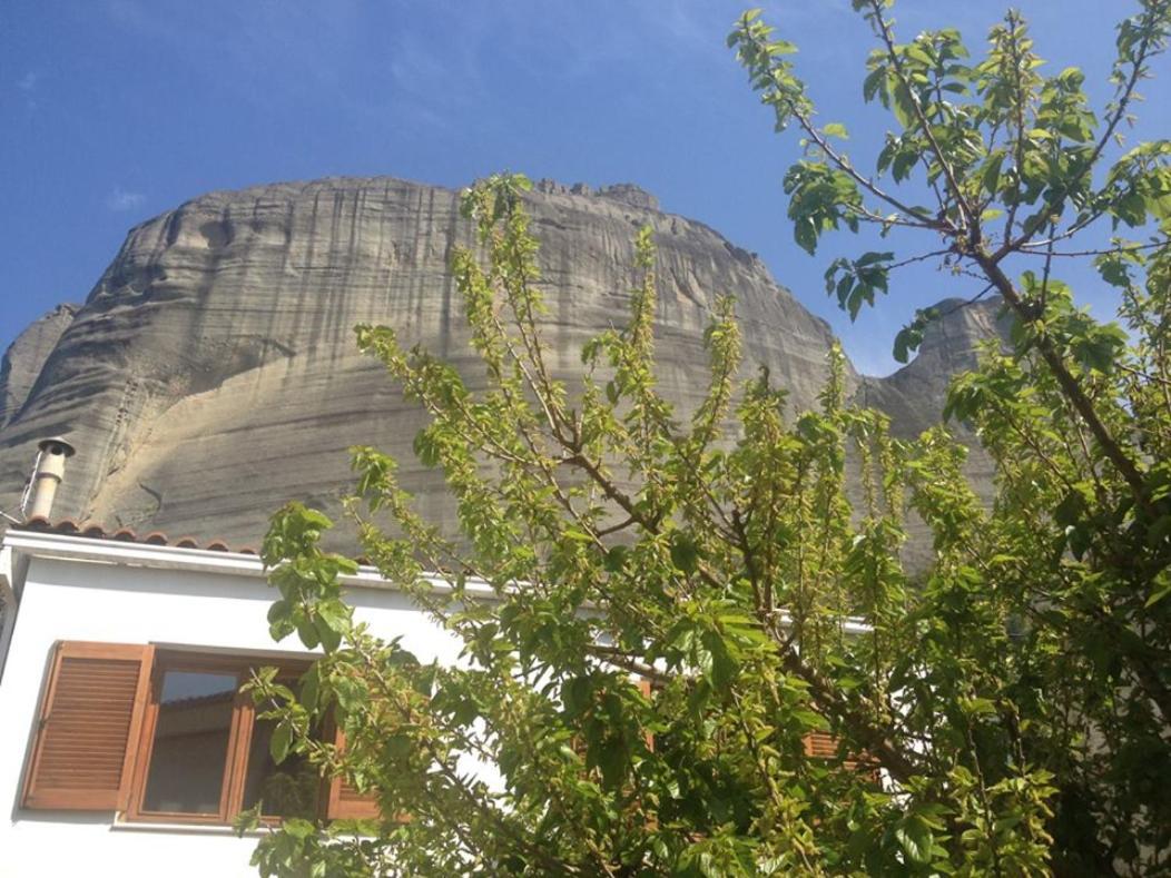 Pirinas Meteora Villa Kalampáka Buitenkant foto